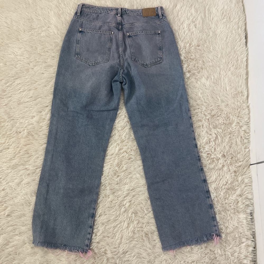 Zara Blue Straight Leg Jeans Timeless Design